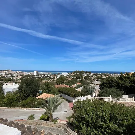 Adosado En Urbanizacion Con Piscina Y Magnificas Vistas A 아파트 데니아