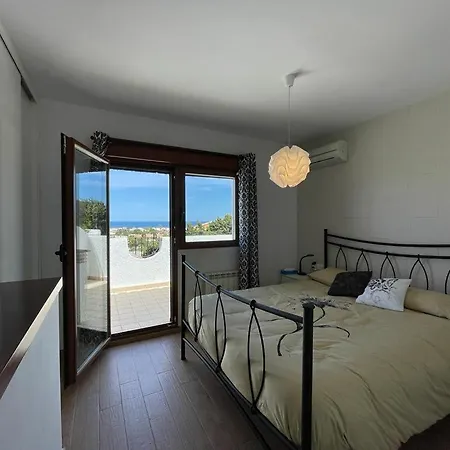 Adosado En Urbanizacion Con Piscina Y Magnificas Vistas A 데니아