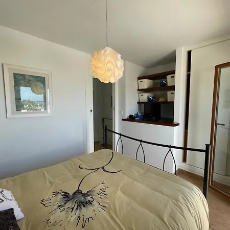 Adosado En Urbanizacion Con Piscina Y Magnificas Vistas A دينايا